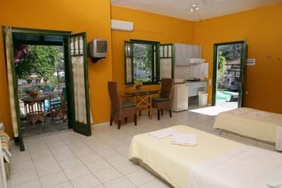 Foto Aquarius **** Agia Pelagia