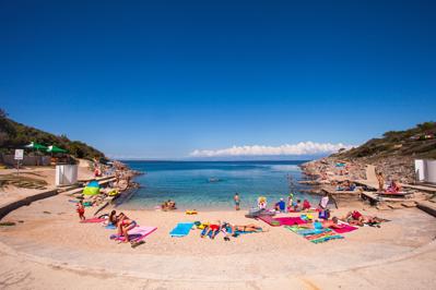 Foto Village Poljana **** Mali Losinj