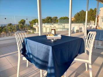 Foto Jonium Hotel **** Marina Di Pulsano