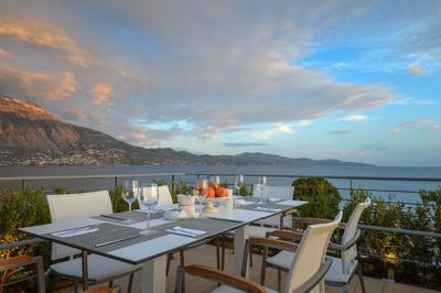 Foto Pharae Palace **** Kalamata
