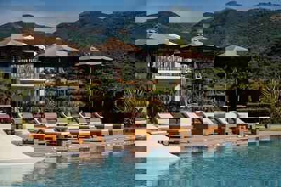 Foto Resort Restia Suites Exclusive ***** Acharavi