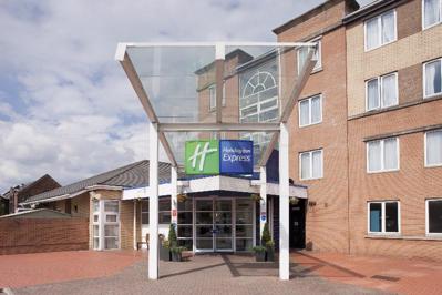 Foto Holiday Inn Express Cardiff Bay **** Cardiff