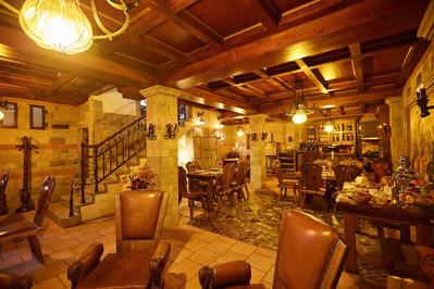 Foto Hotel Brilant Antik **** Tirana