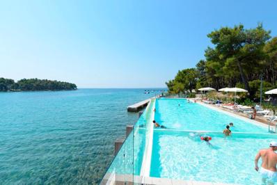 Foto Crvena Luka Appartments **** Biograd Na Moru