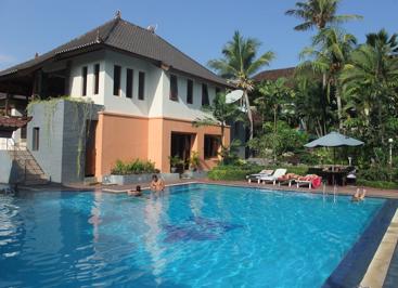 Foto Bakungs Beach Cottages *** Tuban Beach