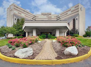 Hotel Doubletree by Hilton Newark Airport
