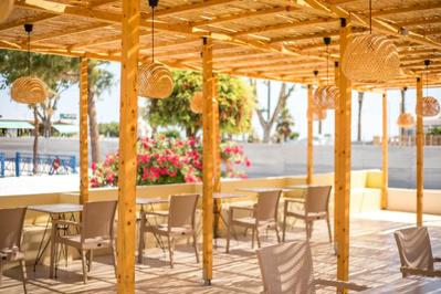 Foto Atma Beach Rooms en Suites *** Faliraki