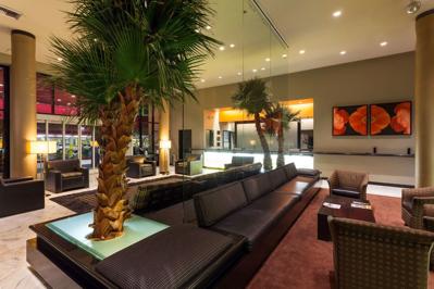 Foto Ramada Plaza by Wyndham West Hollywood Hotel en Suites *** West Hollywood