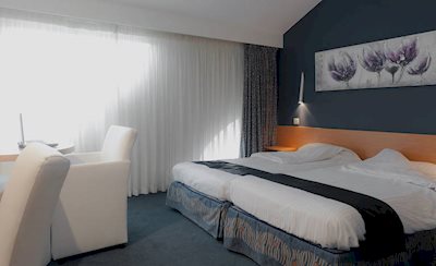 Foto Dukes Academie **** Brugge