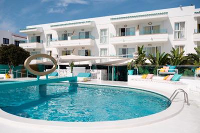 Foto Ama Ibiza Beachfront Suites *** Playa Den Bossa