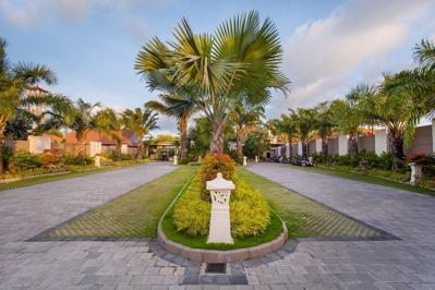 Foto Lumbini Luxury Villas ***** Jimbaran