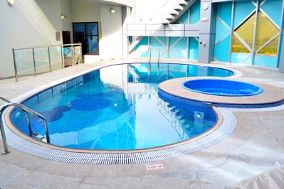 Foto City Seasons Towers **** Dubai