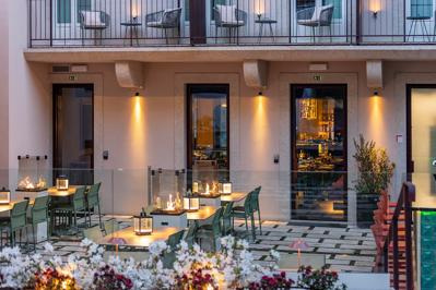Foto Arts Hotel Porto Tapestry Collection by Hilton **** Porto