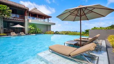 Foto MGallery Avista Hideaway Phuket Patong ***** Tri Trang Beach