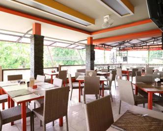 Foto Grand Sinar Indah Hotel *** Legian Beach