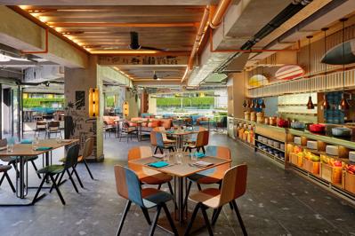 Foto Aloft Bali Kuta at Beachwalk **** Kuta