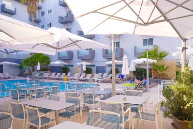 Foto Pebbles Resort **** St. Pauls Bay