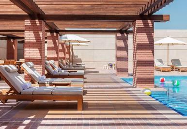 Foto Hilton Dubai Al Habtoor City ***** Dubai