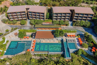 Foto Sunsuri Phuket ***** Naiharn Beach