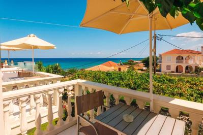 Foto Belussi Beach Hotel en Suites **** Kypseli