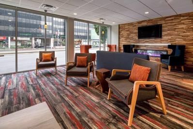 Foto La Quinta Inn and Suites by Wyndham LAX *** Los Angeles