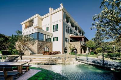 Veladrion Resort