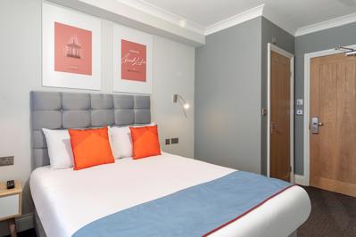 OYO Townhouse Apollo