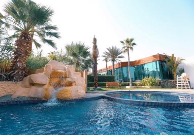 Dubai Marine Beach Resort