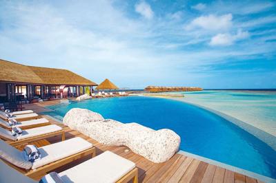 Foto Lily Beach Resort en Spa ***** Huvahendhoo Island