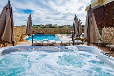 Foto Santa Lucia Boutique Hotel **** Kercem