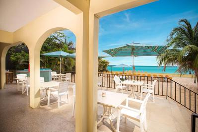 Foto Rooms On The Beach Negril *** Negril