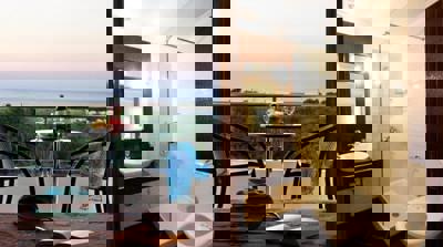 Foto Theros Tavronitis