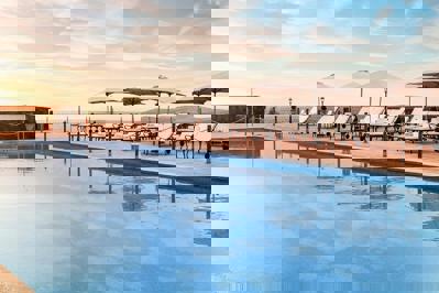 Salles La inera GolfenSpa Resort