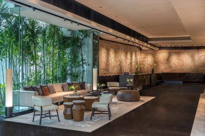 Foto Doubletree by Hilton Bangkok Ploenchit **** Bangkok