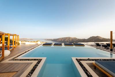 Amaze Suites