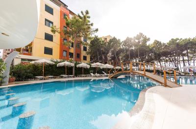 Foto Diamma Resort **** Golem