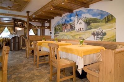 Foto Hotel Madonnina Soraga - Val di Fassa *** Soraga
