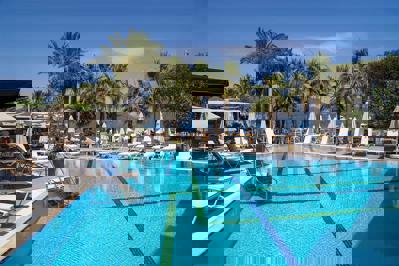 Hotel Cettia Beach Resort