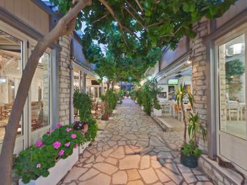 Foto Hotel Rouda Bay Beach Hotel *** Mikros Gialos
