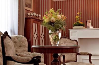 Foto Hotel HENRI Hotel Wien Siebterbezirk *** Wenen