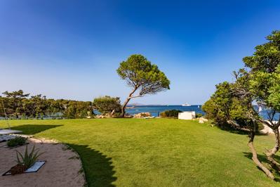 Foto Centro Vacanze Isuledda **** Cannigione