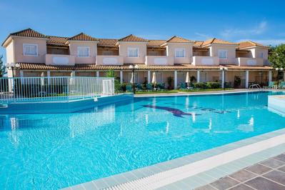 Foto Eco Resort Zefyros ** Agios Kyrikos