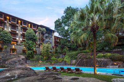 Foto Earls Regency ***** Kandy