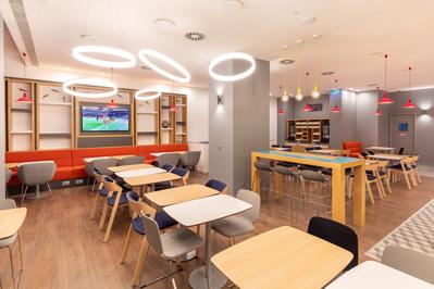 Foto Holiday Inn Express Porto City Centre *** Porto