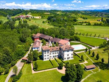 Foto Villa Raggi **** Castelletto D Orba