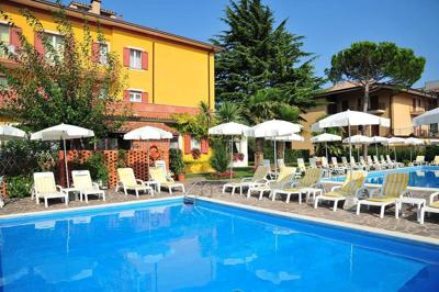 Foto La Quiete *** Manerba Del Garda