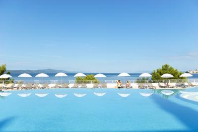 Foto Adriatic Beach Resort **** Zivogosce