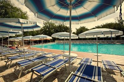 Foto Luxor Chianti Glamping village **** Castellina In Chianti