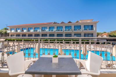 Foto Karras Grande Resort **** Tsilivi