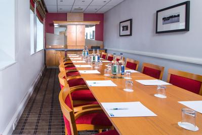 Foto Holiday Inn Express Chingford - North Circular *** Londen